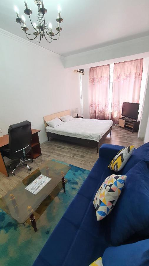 Flatrent Apartment Bishkek Ngoại thất bức ảnh