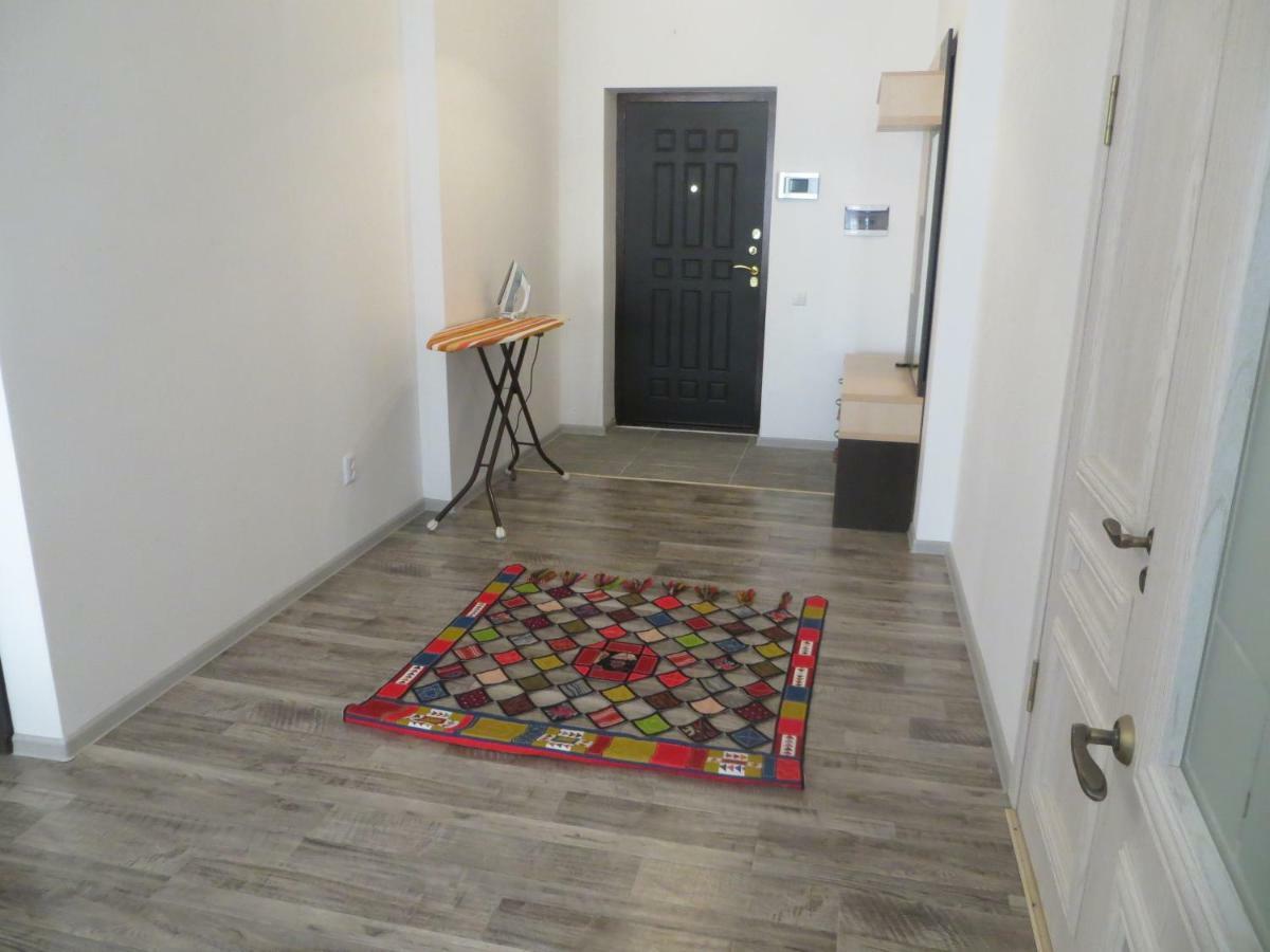Flatrent Apartment Bishkek Ngoại thất bức ảnh